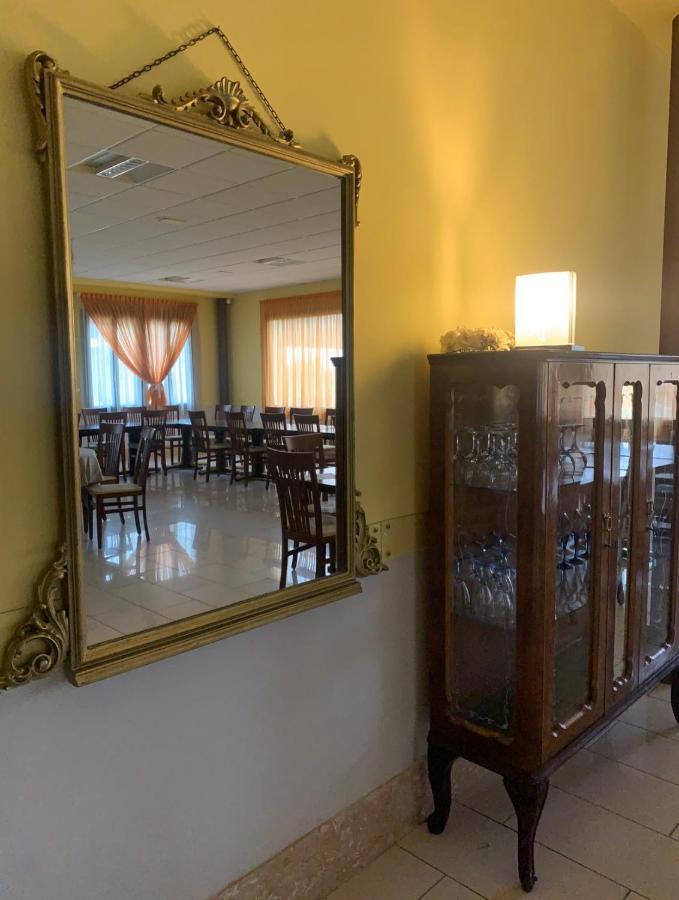 Residenza Il Capitano Acomodação com café da manhã San Benedetto Po Exterior foto