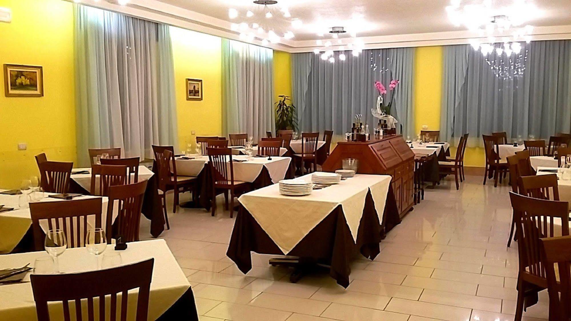 Residenza Il Capitano Acomodação com café da manhã San Benedetto Po Exterior foto
